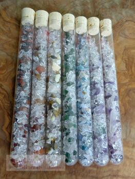 Preview: Set mit 7 Chakra-Stäben und Holzständer - quintESSENCE Edelsteinwasser-CHAKRA-Stab